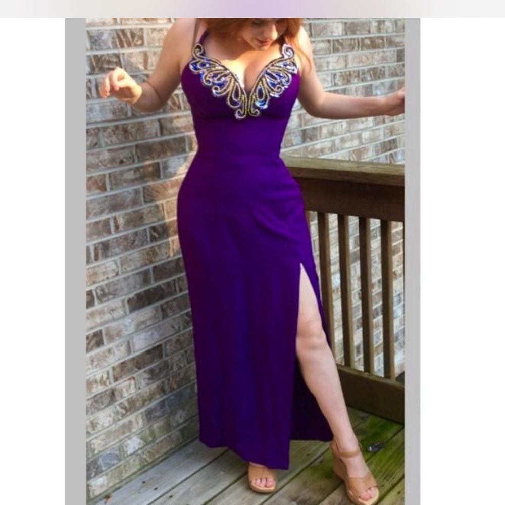 Vintage Purple Halter Prom Dress with Beaded Butterfly Detail Gown 13-14